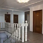 Hotel Restaurante Dama De Baza