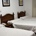 Hotel Restaurante Dama De 3*