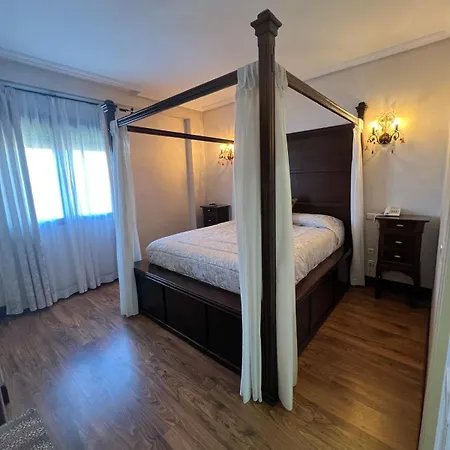 Restaurante Dama De Hotel 3*
