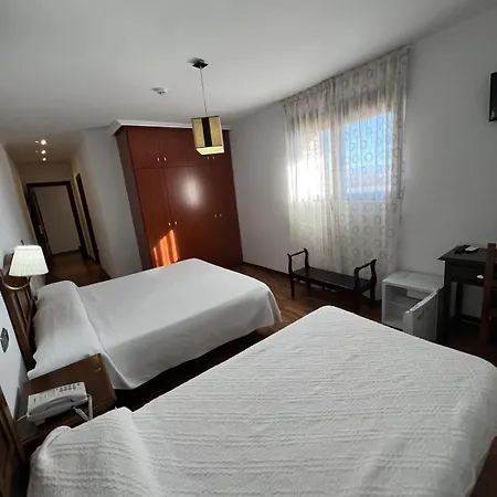 Restaurante Dama De Hotell Baza
